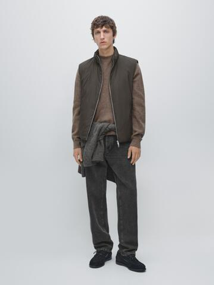 Massimo Dutti Легкий водоотталкивающий стеганый жилет, шоколадный