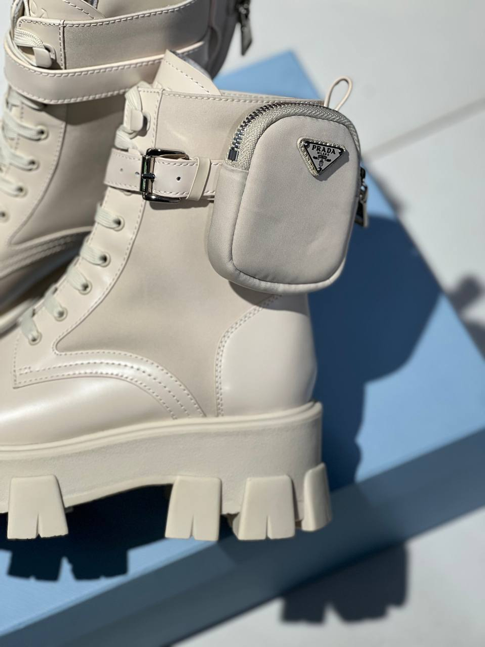 Ботинки Prada