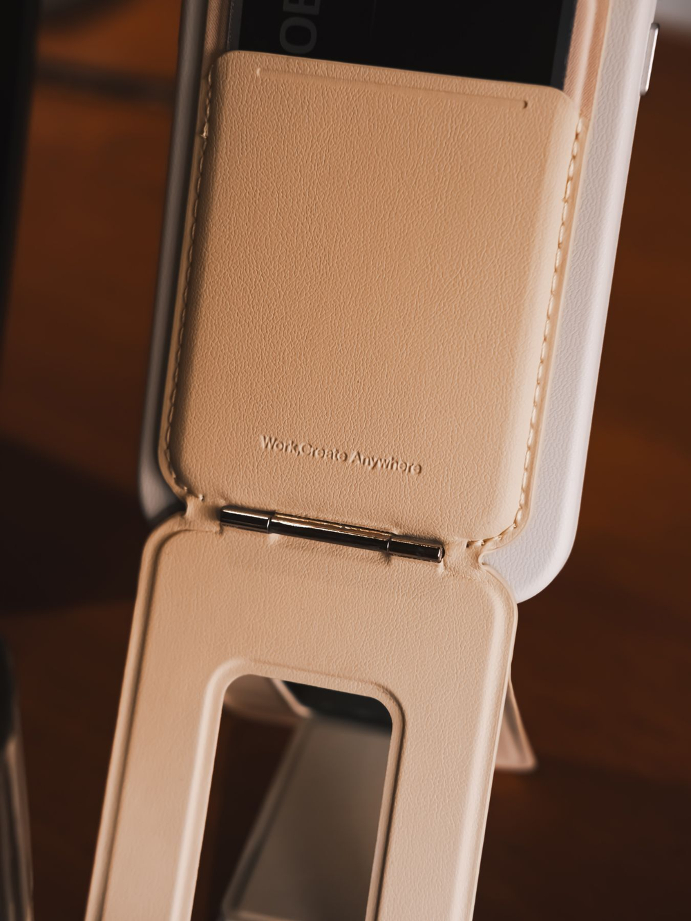 MagSafe Штатив и Кошелек MOFT Tripod Wallet l Раскладной l Earthen Beige