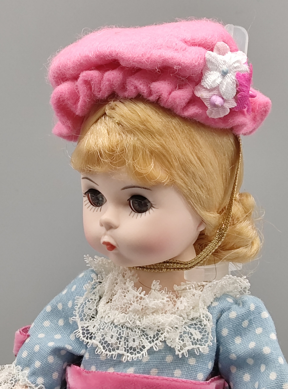 Коллекционная кукла Madam Alexander