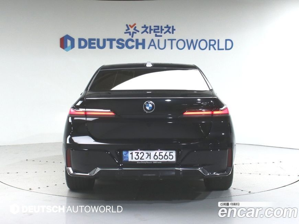 BMW 7 Series (G70) 740i sDrive M Sports (02.2023)