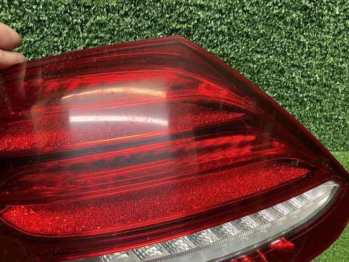 Фонарь левый Mercedes E W213 (2016-2021)