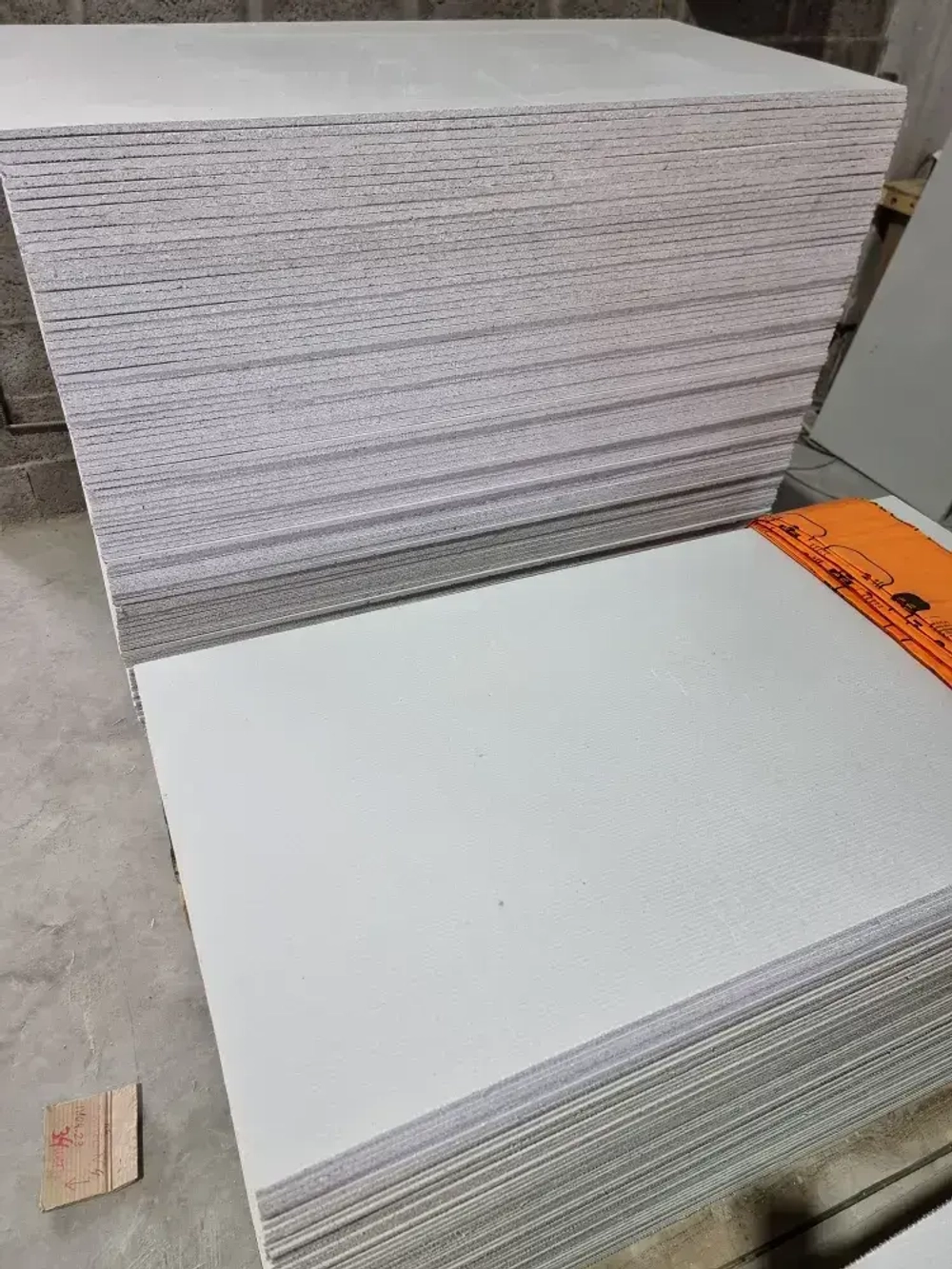 Огнестойкая плита 2 шт ОгнеСТОП 1200*600*9 2шт. по 7кг ( минерит )