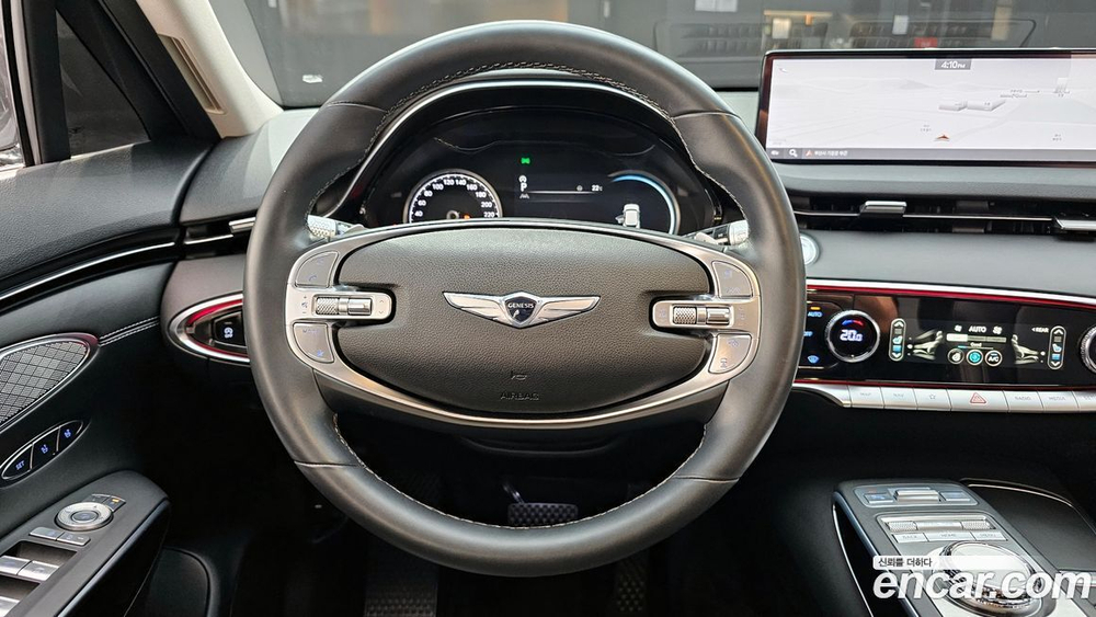 Genesis GV70 2.5T Бензин 2WD (01.2021)