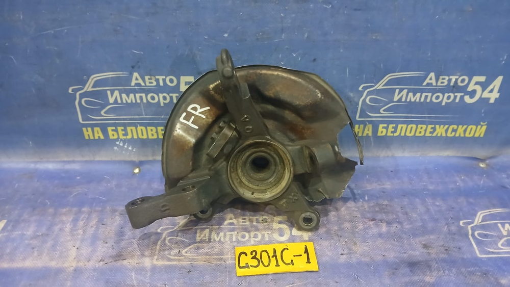 Ступица передняя правая DAIHATSU PYZAR 1997