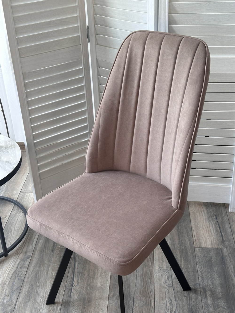 Стул ПРОВАНС 360 град. поворот. B5 Капучино, велюр / черный каркас, М-City