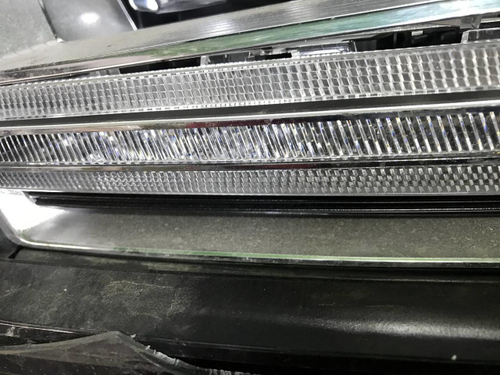 Битая Фара левая Audi Q7 2 (2015-2019) Full LED