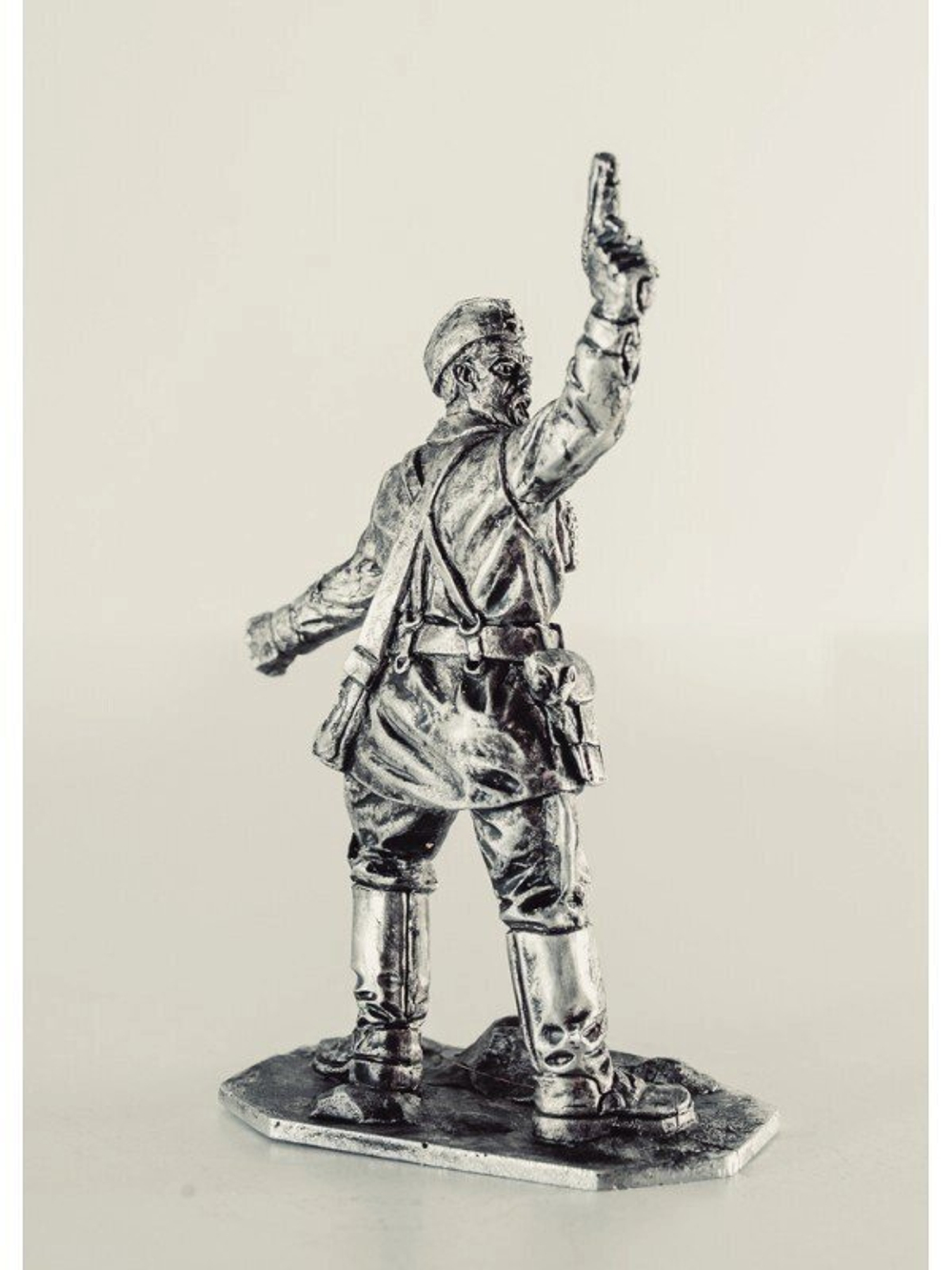 Оловянный солдатик Политрук