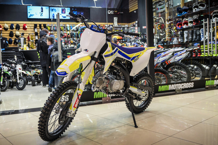 Питбайк Apollo RXF Freeride 150 19/16 Белый