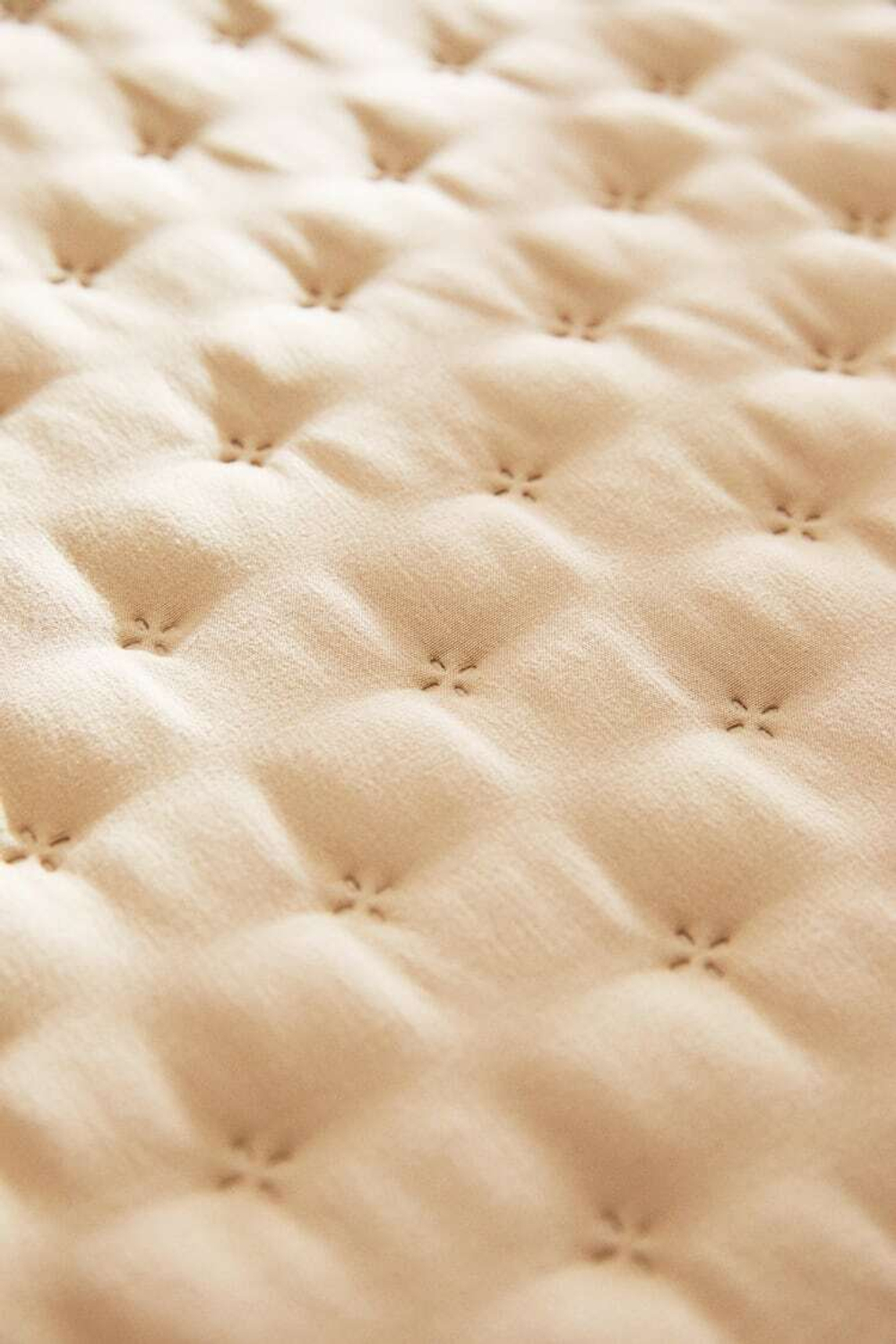 ZARA HOME СТЕГАНОЕ ОДЕЯЛО В ГОРОШЕК, БЕЖЕВЫЙ