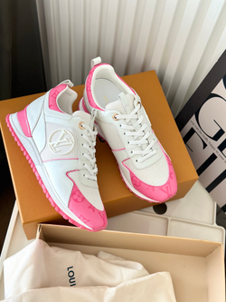 Louis Vuitton Run Away Trainer