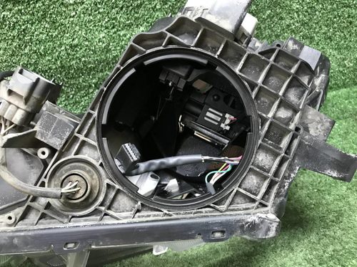 Фара правая Toyota RAV4 4 CA40 (2015-2019) LED