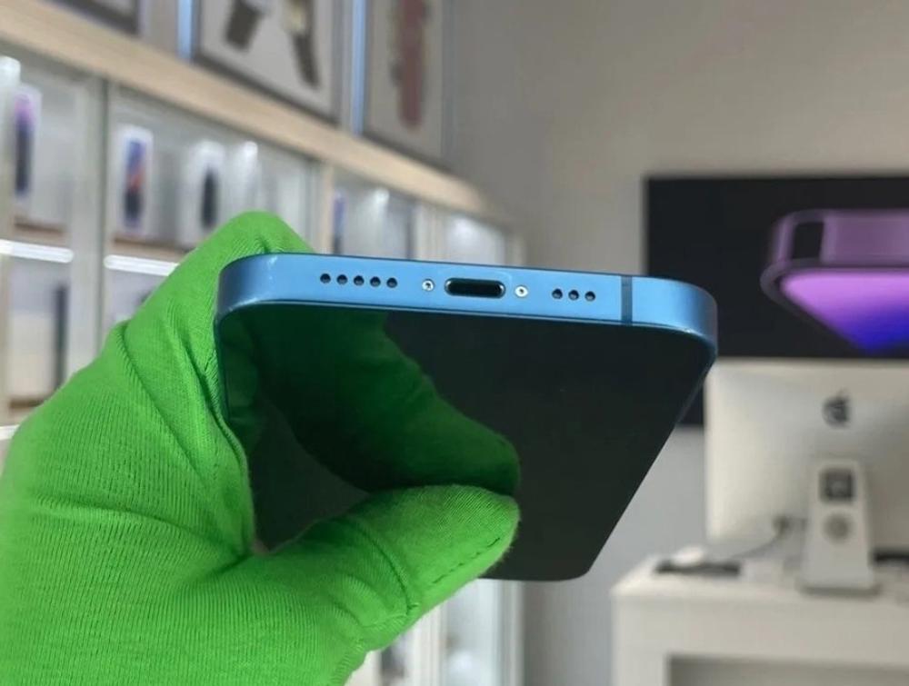 iPhone 13, 128 ГБ б/у