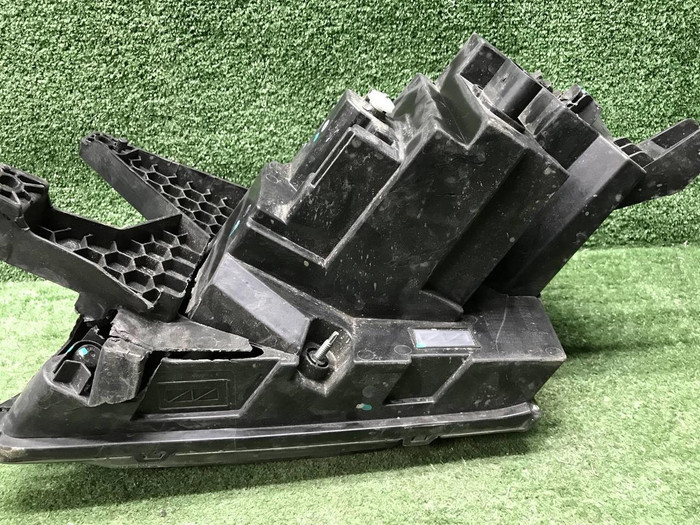 Битая Фара правая Jetour Dashing (2022-н.в.) LED