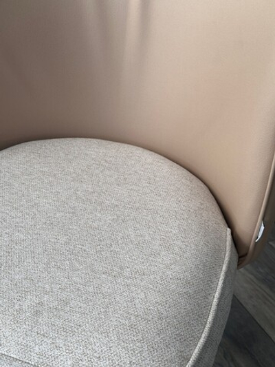 Стул МОНЕ ROVENA IVORI ткань / ORAKUL 130 экокожа / Черный каркас M-City