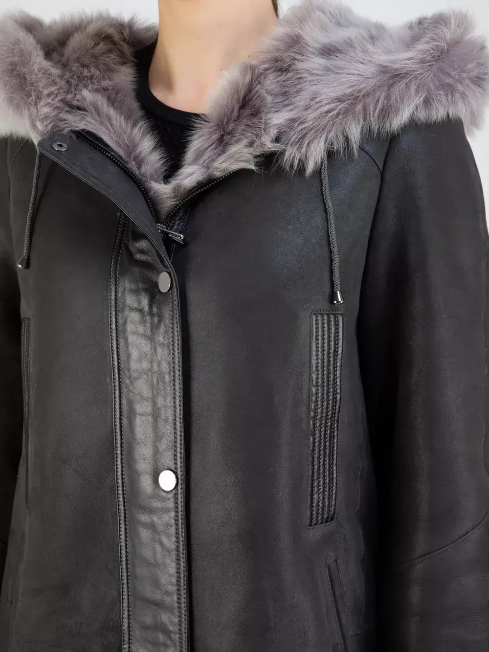 Дубленка зимняя с капюшоном натуральная оверсайз