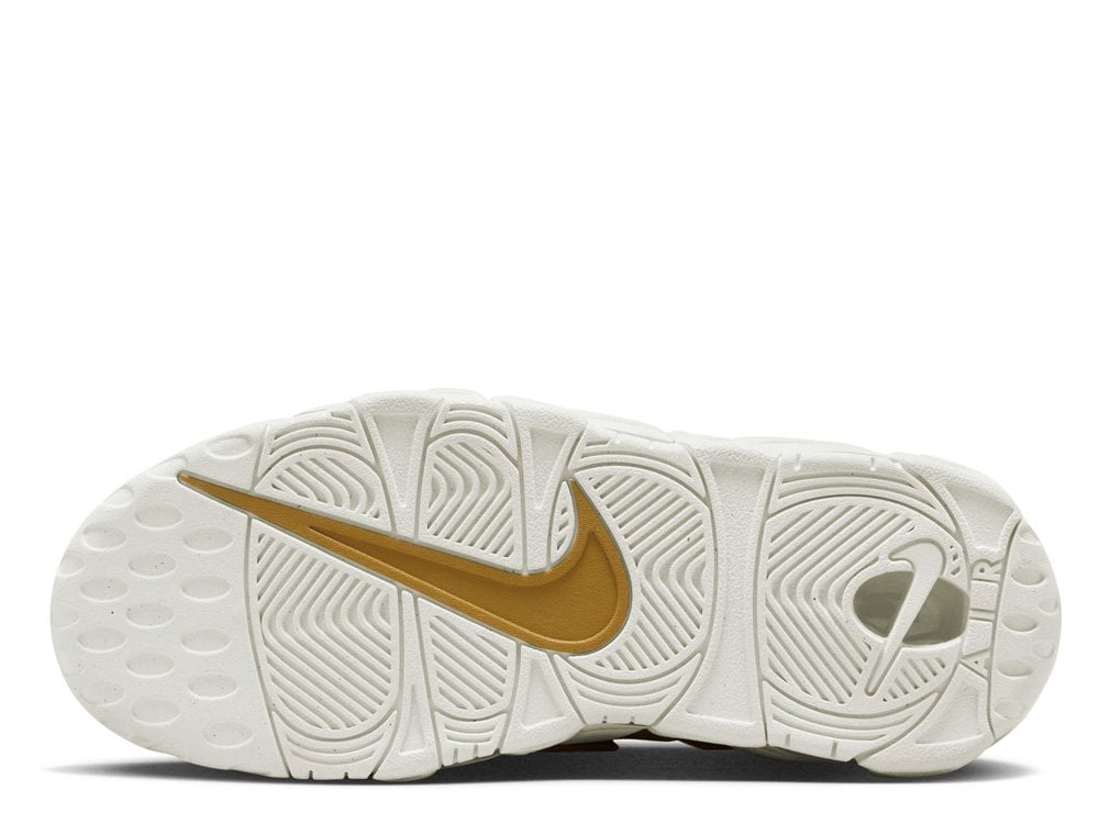 Баскетбольные женские кроссовки Wmns Nike Air More Uptempo "Buff Gold"