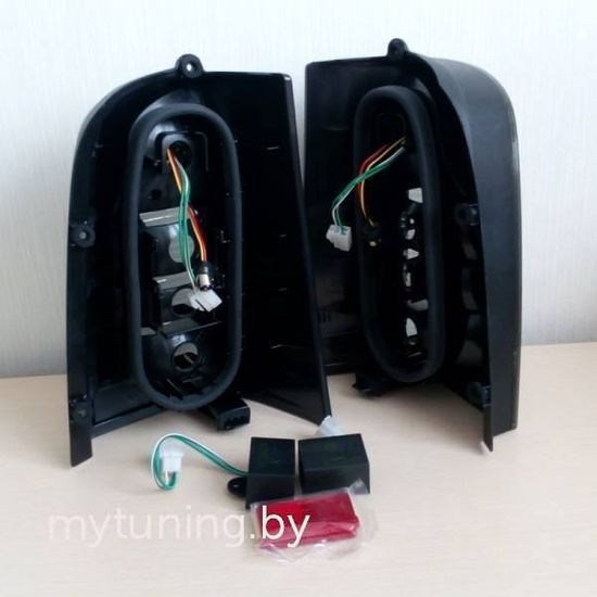 Задние фонари SMOKE LED для Mercedes Vito W638