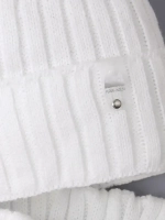 Шапка для девочки осенняя c ушками и снуд