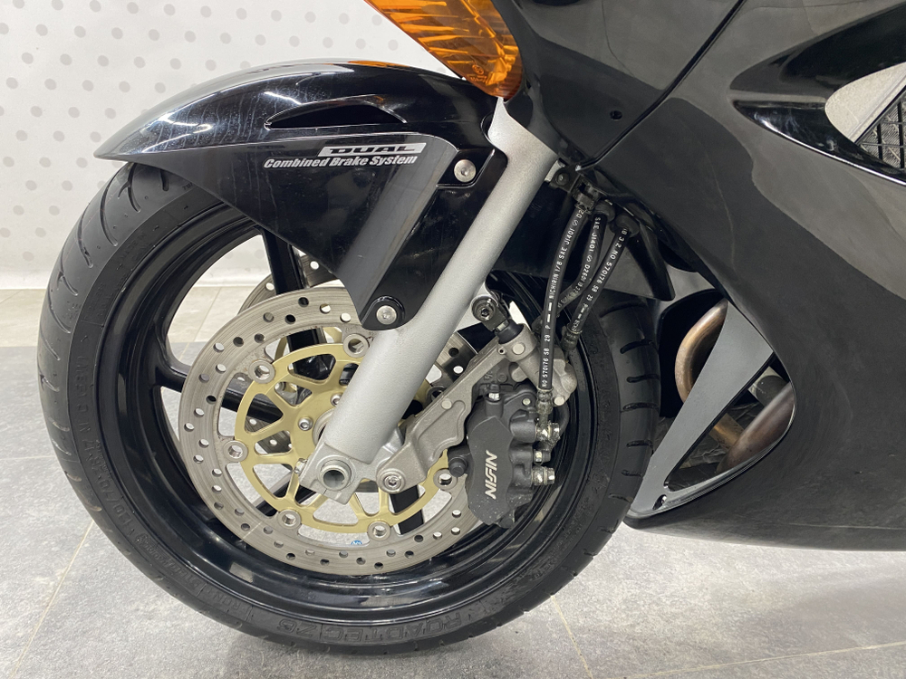 Honda VFR800F , 2003