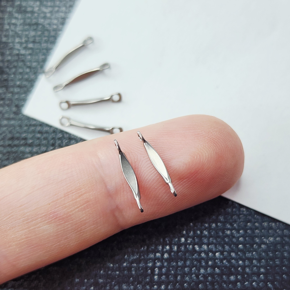 Коннектор, сталь, витой, красивая форма, р-р 13×2.5мм, штучно