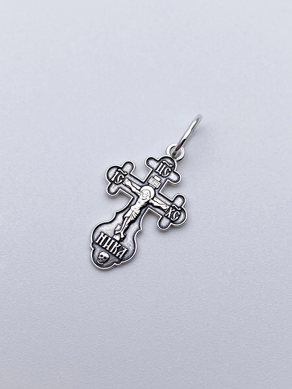 Крест из серебра/Чернение/С подвижным ухом