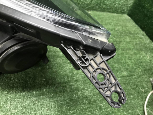 Фара правая Chery Tiggo 4 Pro (2020-н.в.) галоген