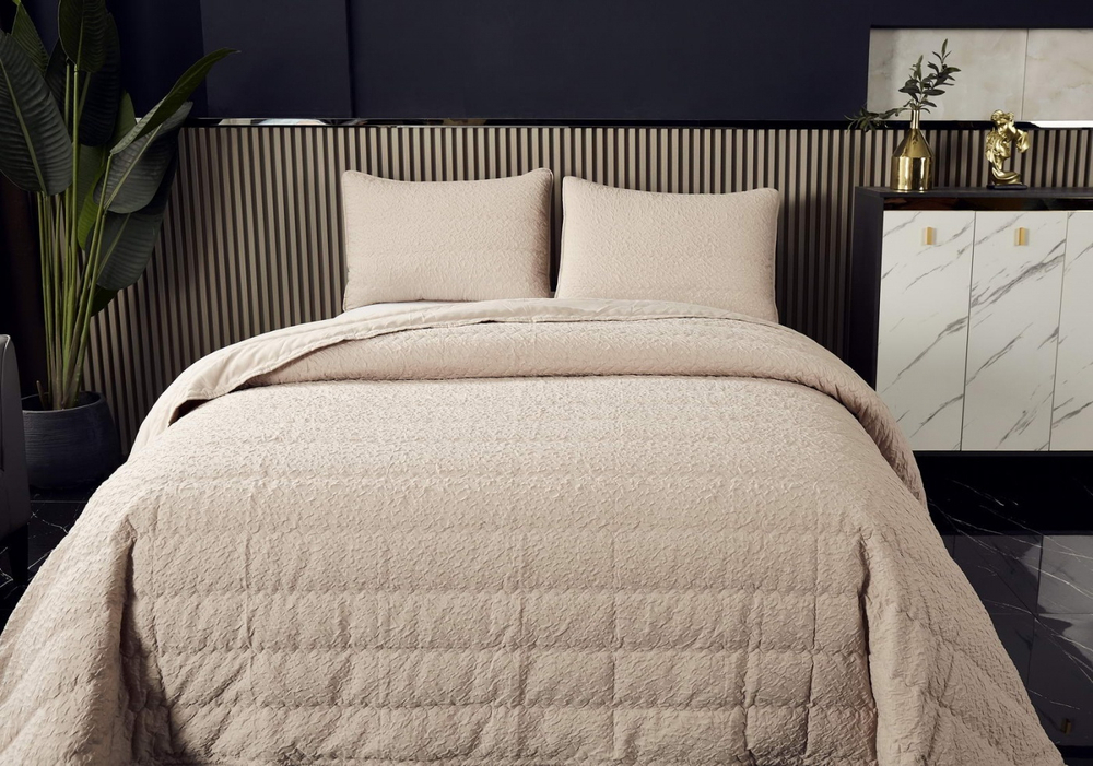 Покрывало 230х250 и 2 наволочки 50х70 Sofi De MarkO Надин бежевое