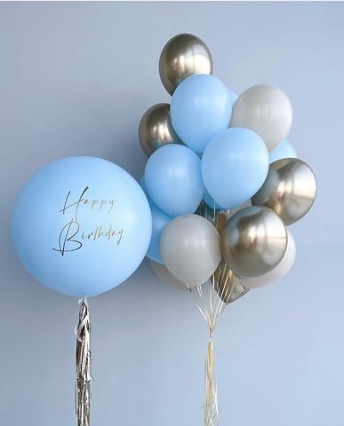 Шар голубой с воздушными шарами