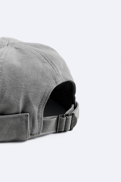ZARA КЕПКА БЕЗ КОЗЫРЬКА, СВЕТЛО-СЕРЫЙ