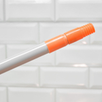 Черенок для щеток 100см телескопический, цвет в ассортименте