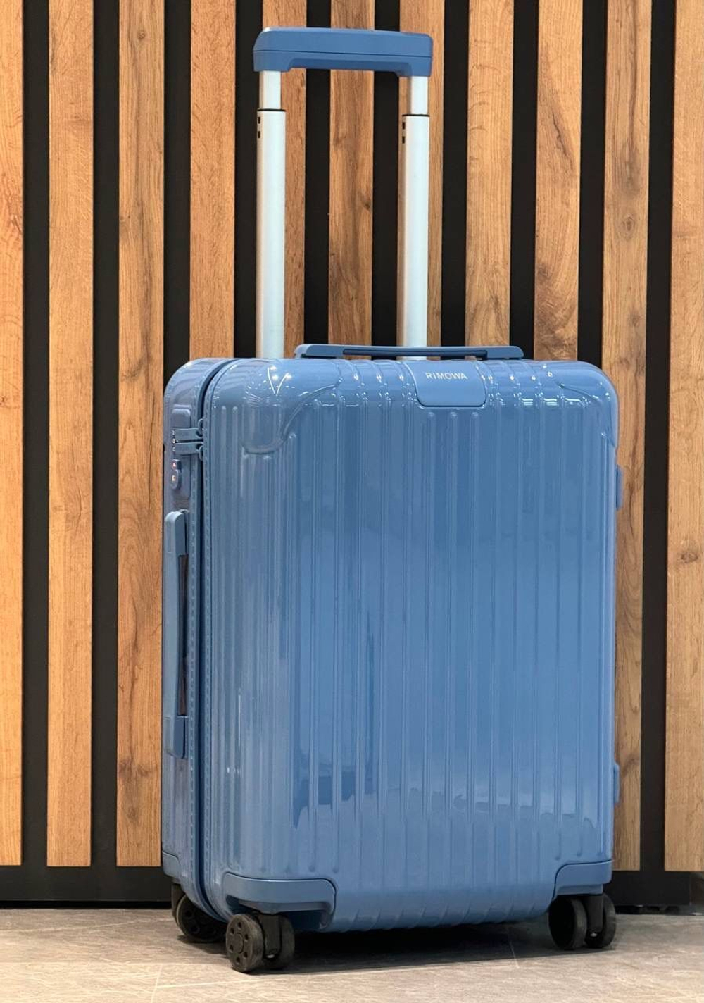 Чемодан Rimowa