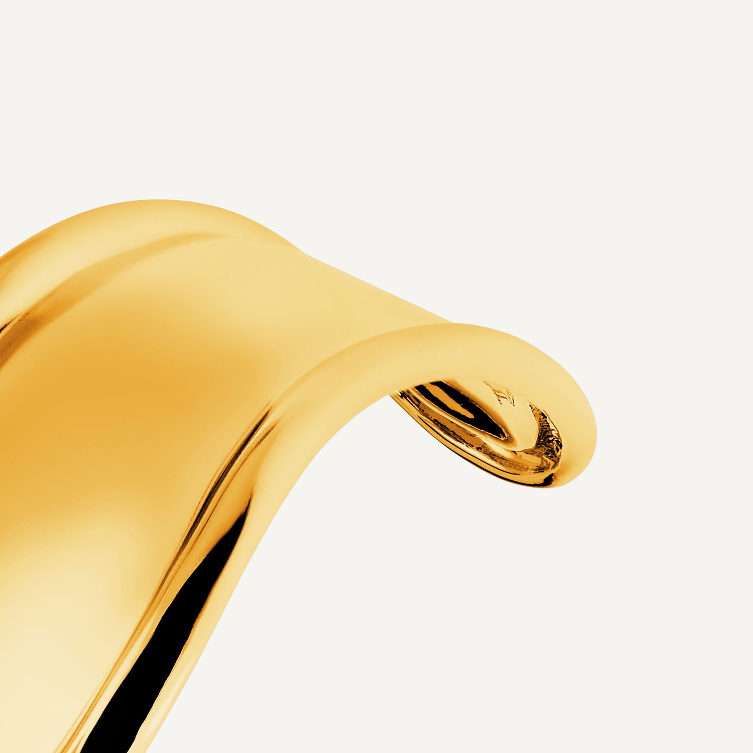 Браслет Dainty Bangle Bracelet – Gold