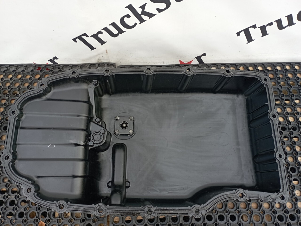 Поддон масляный двигателя