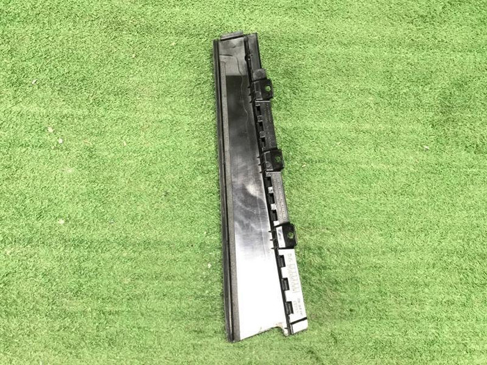 Накладка стойки двери задняя правая Audi A6 5 C8 (2018-н.в.)