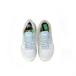 IN / Nike Streetgato / Smoky white