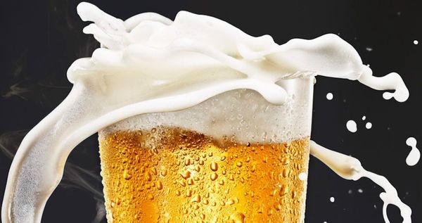 С 15 января пиво и алкоголь в алюминиевых банках стали обязательны к маркировке