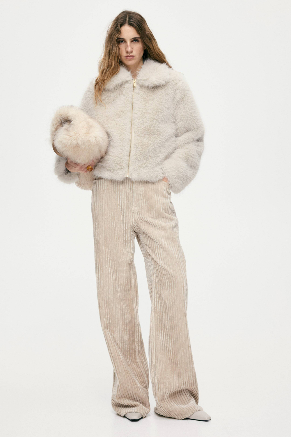 H&M Шуба из мягкого искусственного меха, кремовый