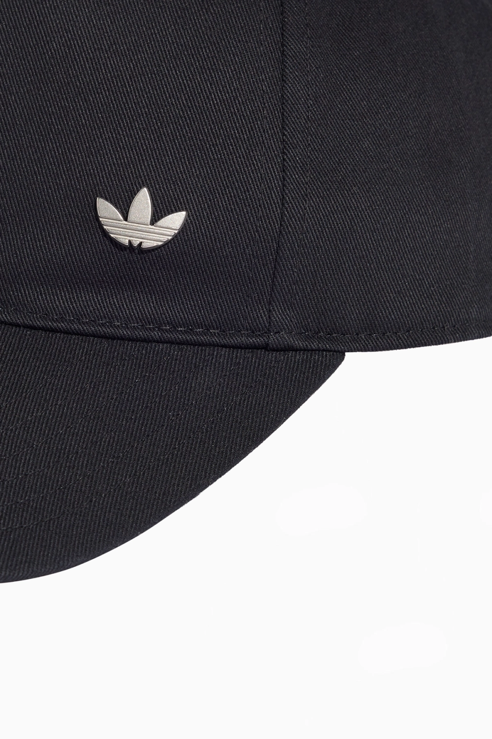 Кепка adidas Trefoil Everyday Icons - черный