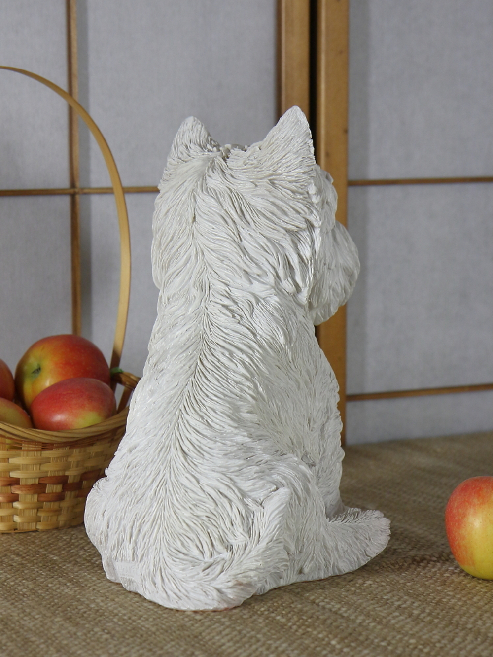 Статуэтка собаки породы  ВестХайлэнд