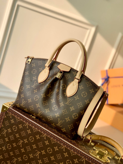 Louis Vuitton Boetie PM