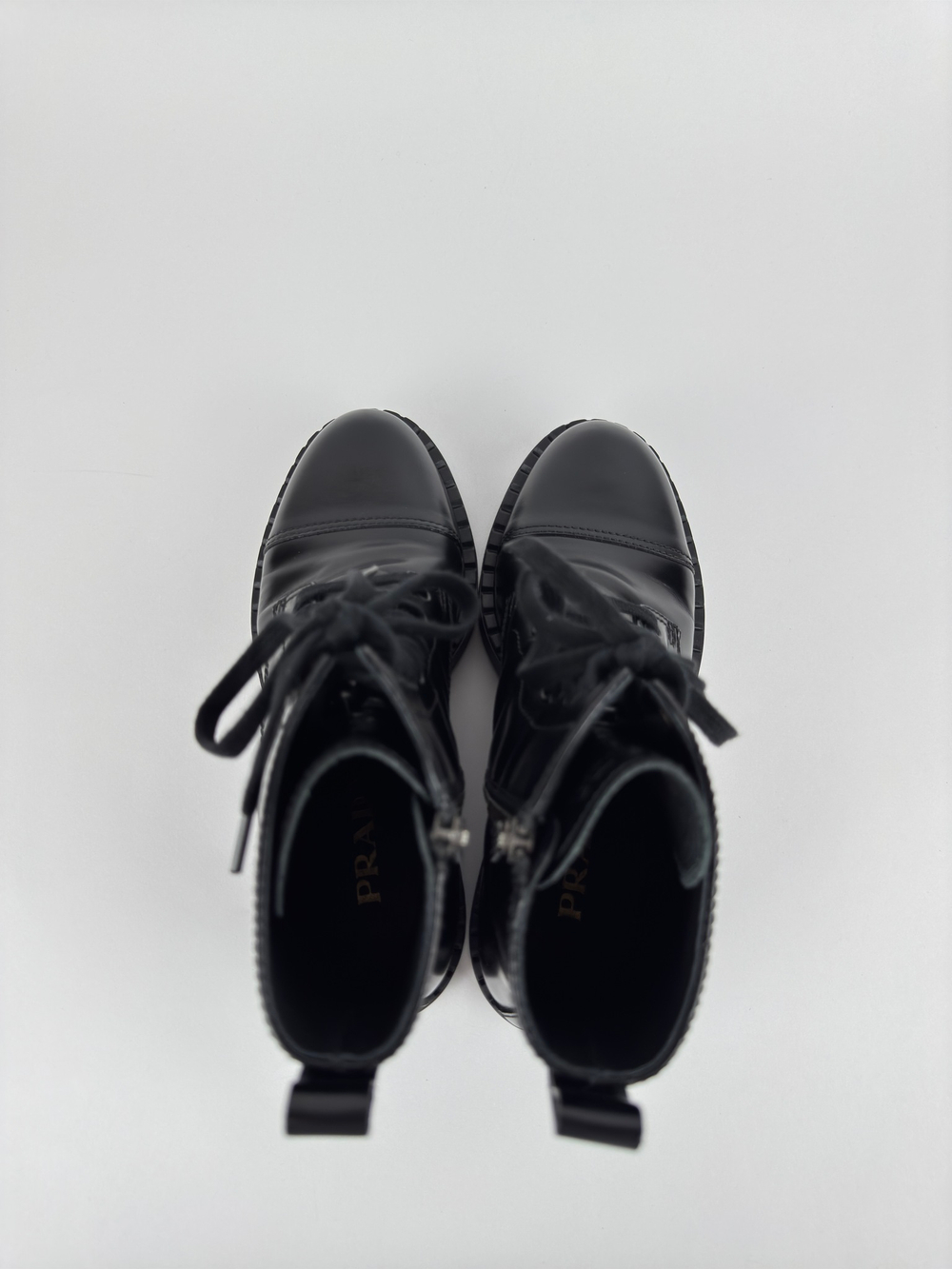 Ботинки Prada