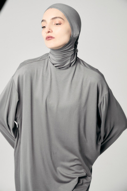 Лонгслив широкий серый