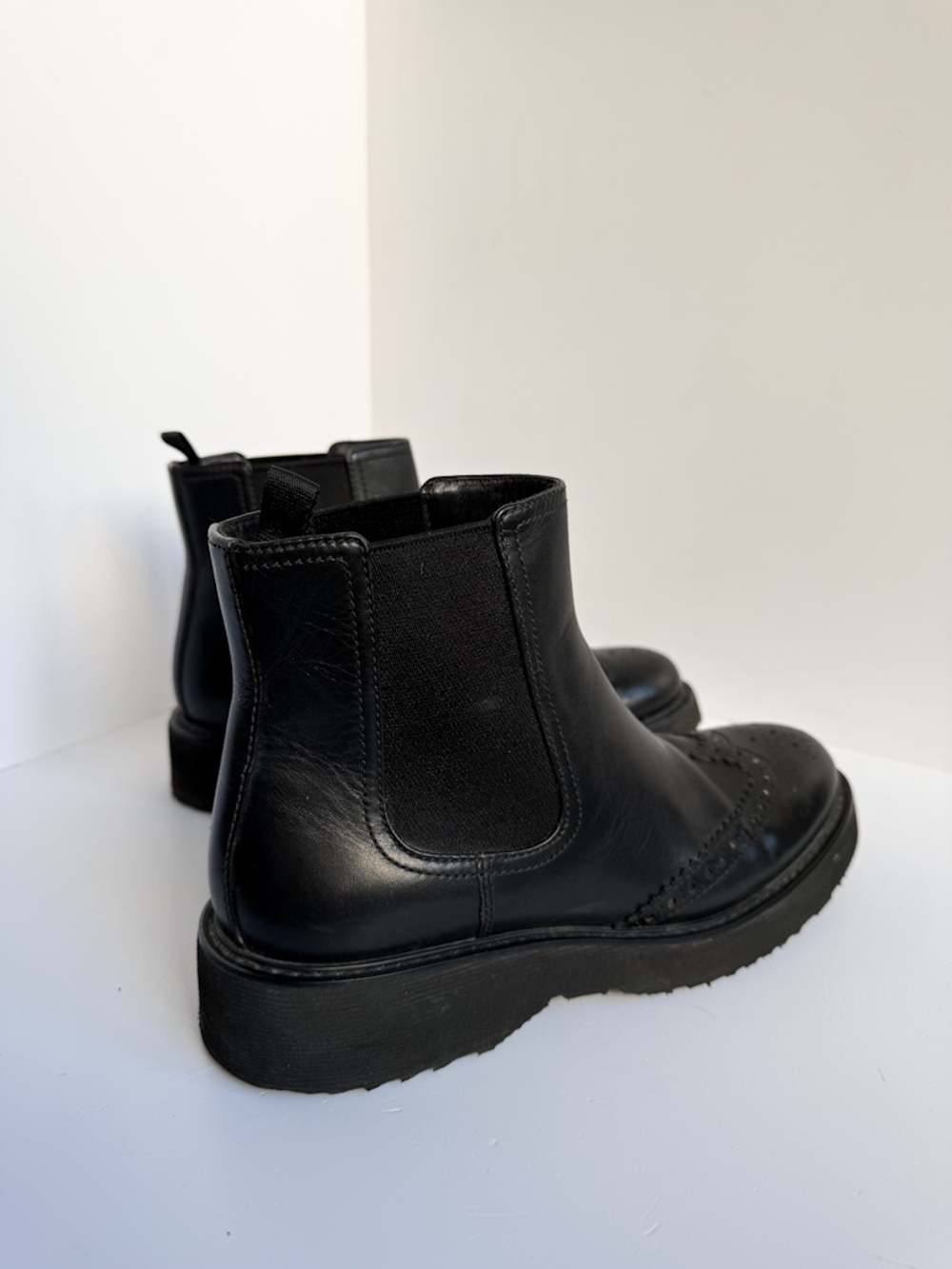 Кожаные ботинки Prada, 38