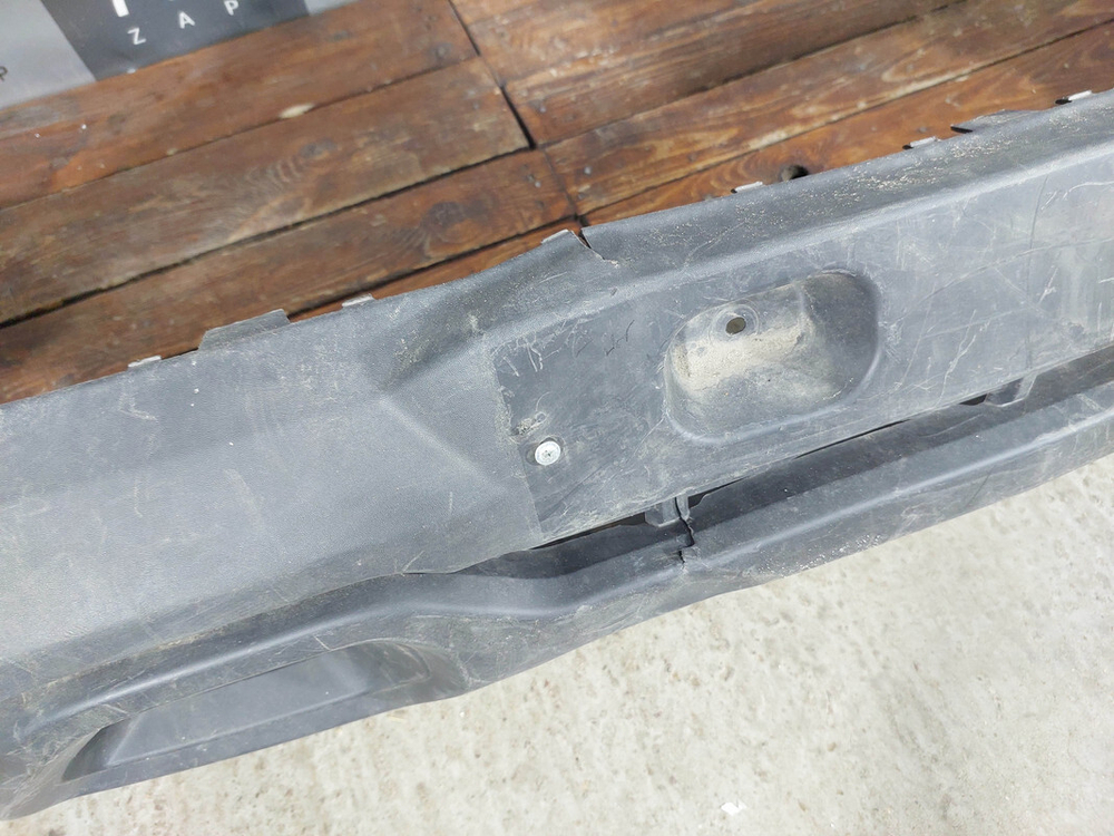 Бампер передний LADA Niva Travel 20-нв Б/У Оригинал 212302803015800