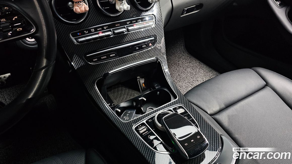 Mercedes-Benz C-Class W205 C200 (10.2019)
