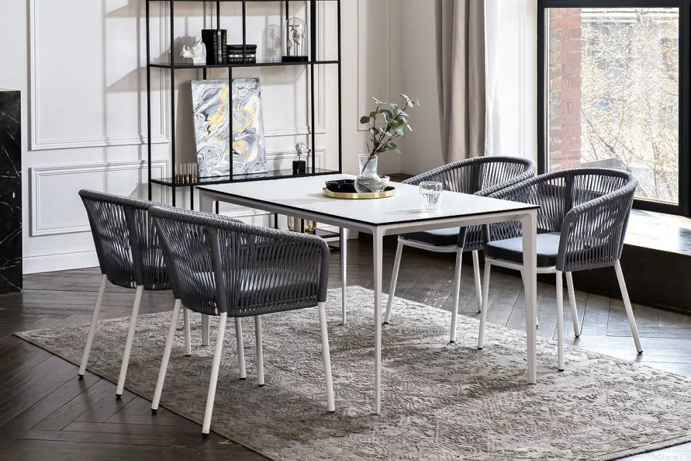 "Малага" обеденная группа на 4 персоны со стульями "Марсель", каркас белый, роуп светло-серый