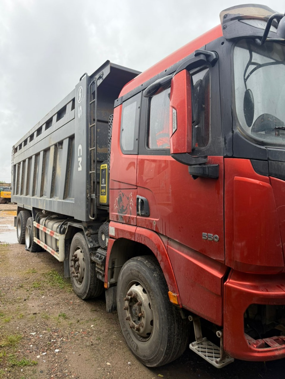 Shacman (Shaanxi) SX* 8x4 Самосвал SX331863366 (Дизельный, 12,5 л, 544 л.с., МТ)