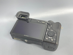 Sony A6400 1100 кадров