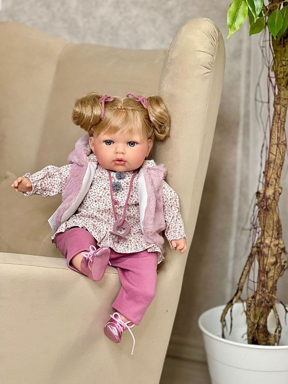 Кукла Nines 45см TITA мягконабивная, в пакете (N4220K)